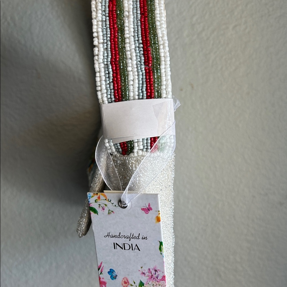 Handcrafted Beaded White Bag - Snow / Winter -  (Viral TJ Maxx / Marshall’s Bag) - Picture 4 of 5
